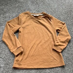 Betseys Boutique Shop Women’s Medium NWOT Ruffle Zipper Shoulder CrewneckSweater